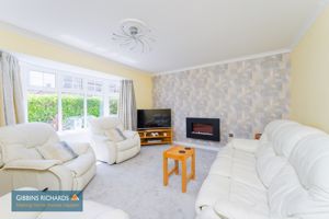 Sitting Room- click for photo gallery